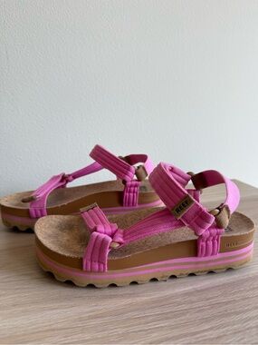 Reef Pink Strap Platform Sandals